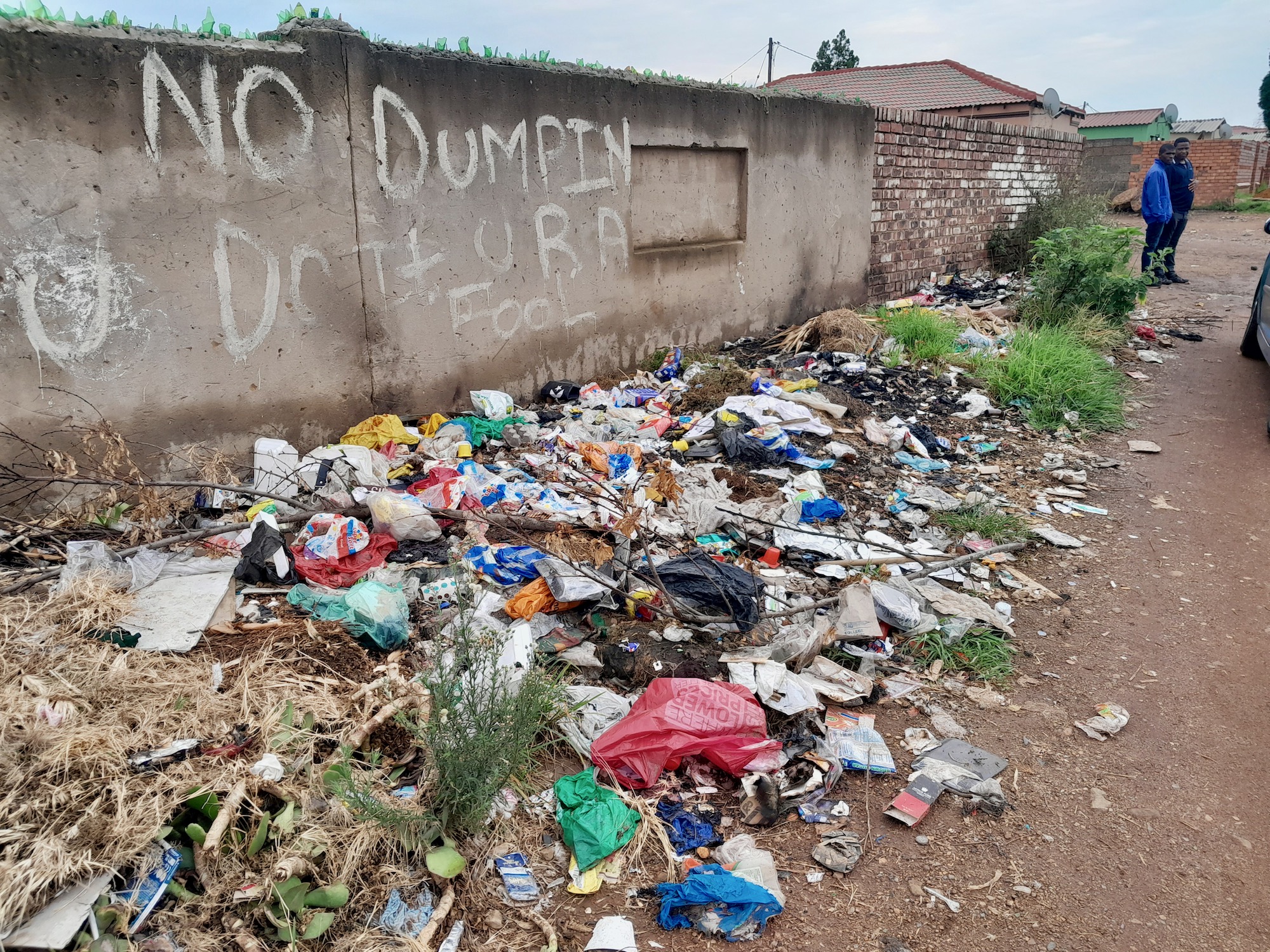 Emfuleni municipality is a mess and piles of rubbish are just one sign
